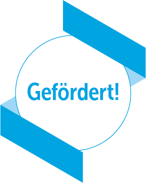 Diese Wohnung ist gefördert und unterliegt besonderen Mietbedingungen Grafisches Siegel mit dem Schriftzug „Gefördert!“ in blauer Schrift auf weißem Kreis mit blauen Balken